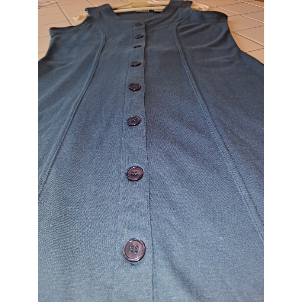 Basic Editions Navy Blue Sleeveless Button Up Min… - image 4